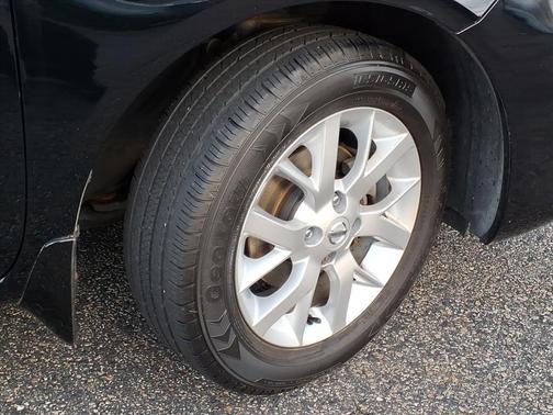 2019 Nissan Versa 1.6 SV