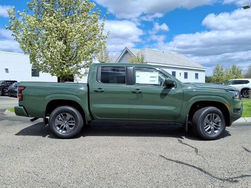Green 2026 Nissan Frontier SV