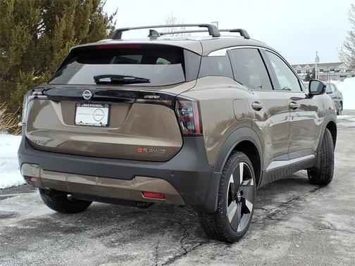 2026 Nissan Kicks SR