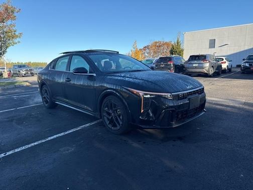 2025 Kia K4 GT-Line Turbo