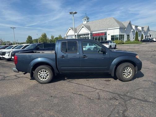 Arctic Blue Metallic 2021 Nissan Frontier SV