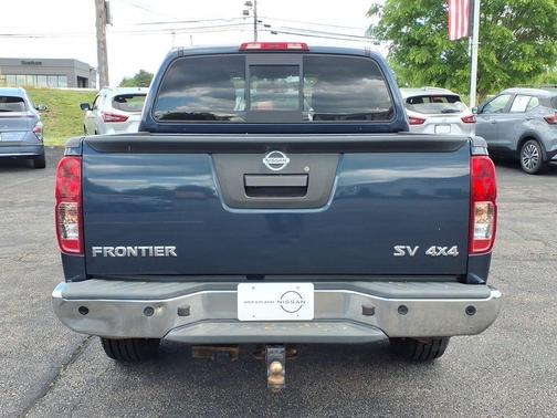 Arctic Blue Metallic 2021 Nissan Frontier SV