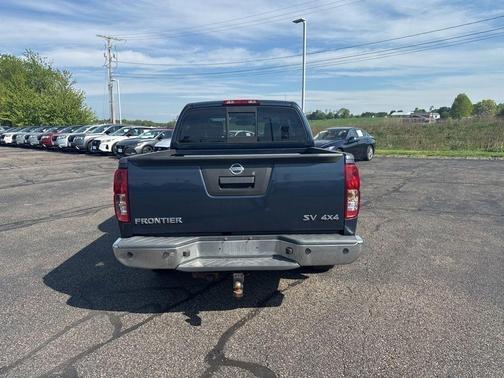 Arctic Blue Metallic 2021 Nissan Frontier SV