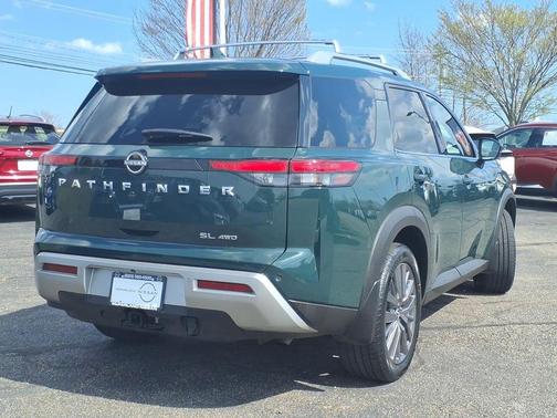 Obsidian Green 2023 Nissan Pathfinder SL