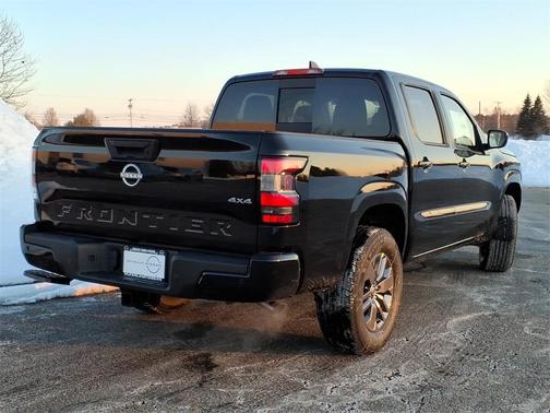 2026 Nissan Frontier SV