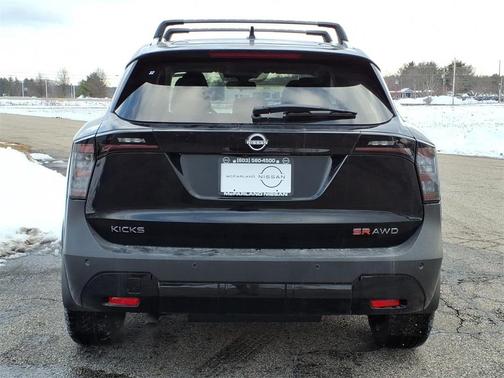 2026 Nissan Kicks SR