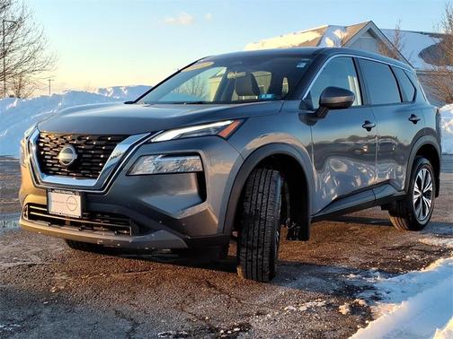 2022 Nissan Rogue SV