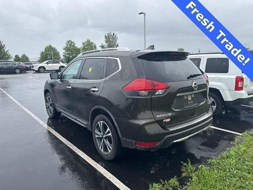 2017 Nissan Rogue SL