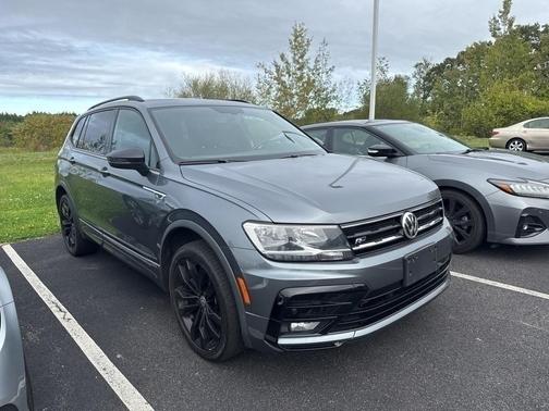 2021 Volkswagen Tiguan 2.0T SE R-Line Black