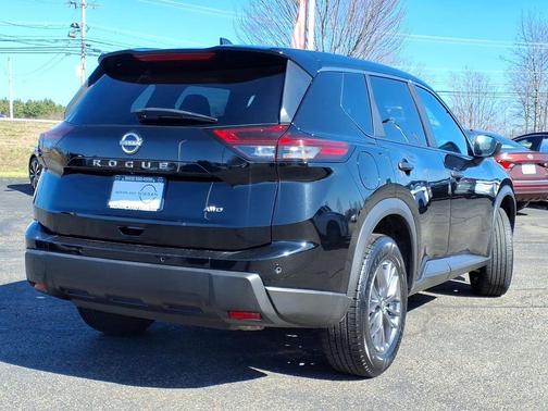2024 Nissan Rogue S