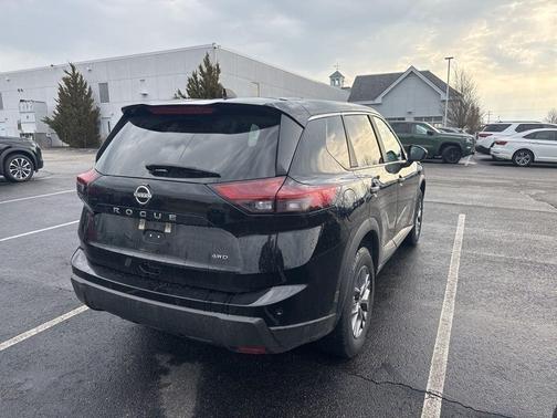 2024 Nissan Rogue S