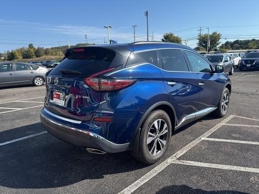 2022 Nissan Murano SV