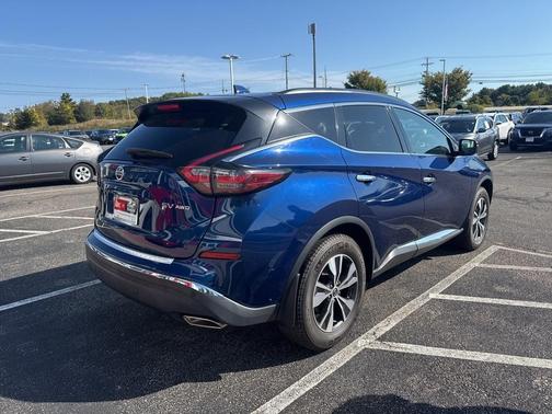 2022 Nissan Murano SV