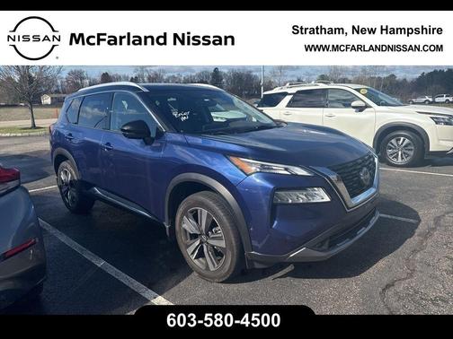 Blue / Black 2022 Nissan Rogue SL