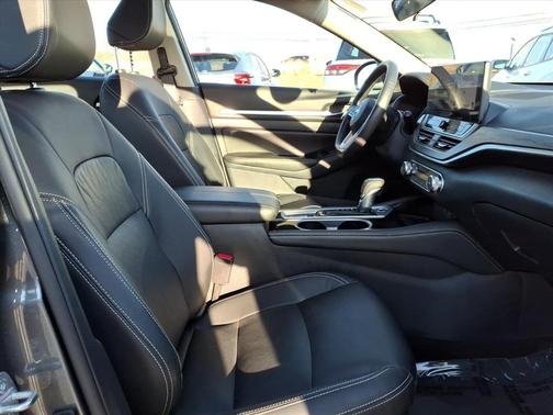 2024 Nissan Altima 2.5 SL