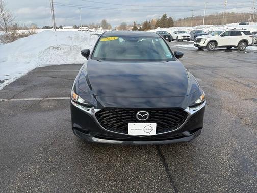 2025 Mazda Mazda3 FWD w/Preferred Package
