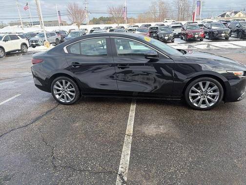 2025 Mazda Mazda3 FWD w/Preferred Package