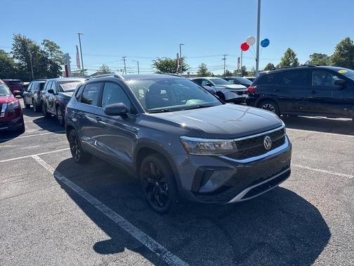 2022 Volkswagen Taos 1.5T SE
