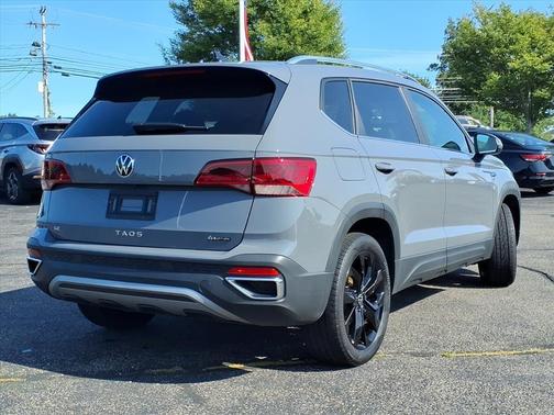 2022 Volkswagen Taos 1.5T SE