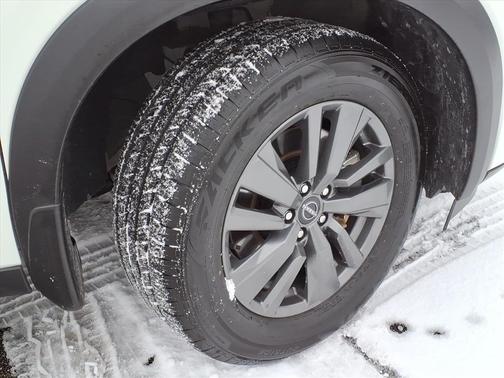 2024 Nissan Pathfinder S