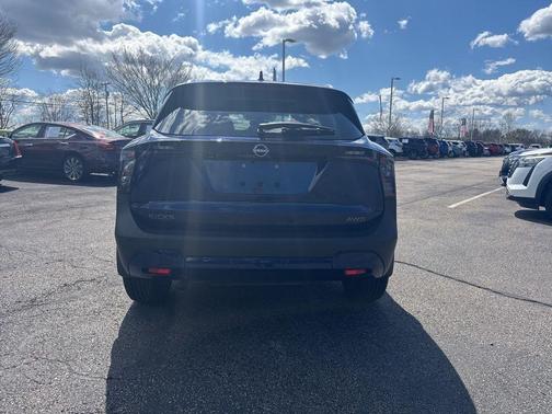 Deep Blue Pearl 2025 Nissan Kicks SV