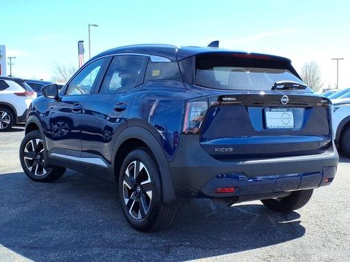 Deep Blue Pearl 2025 Nissan Kicks SV