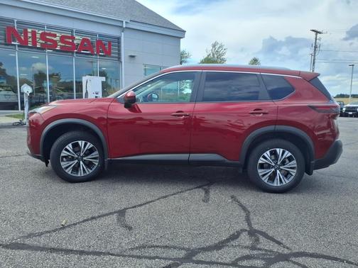 2022 Nissan Rogue SV