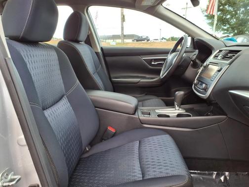 2016 Nissan Altima 2.5 SV