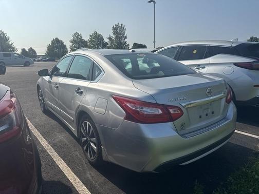 2016 Nissan Altima 2.5 SV