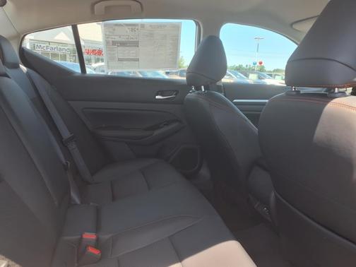 2025 Nissan Altima SR