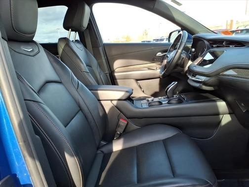 2023 Cadillac XT4 Sport