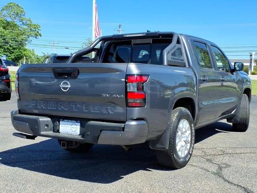 Gun Metallic 2022 Nissan Frontier SV