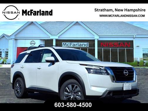 2025 Nissan Pathfinder SV