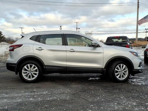 2020 Nissan Rogue Sport SV