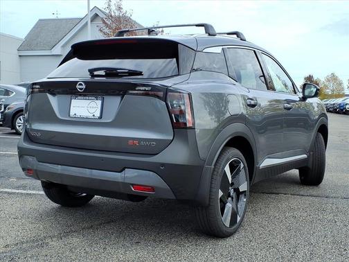 2026 Nissan Kicks SR