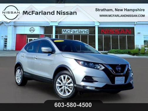 Brilliant Silver Metallic 2022 Nissan Rogue Sport SV