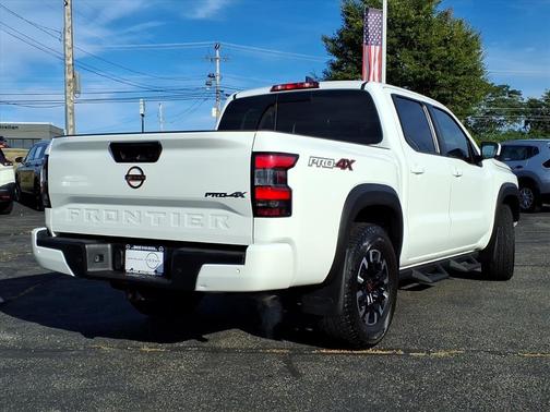 2023 Nissan Frontier PRO-4X