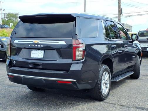 Dark Ash Metallic 2023 Chevrolet Tahoe LS