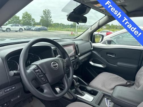 2024 Nissan Frontier SV