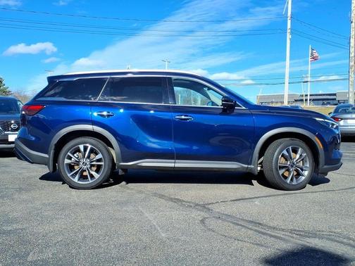 2023 INFINITI QX60 Luxe