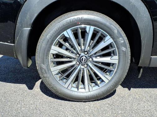 Black 2026 Nissan Pathfinder Platinum