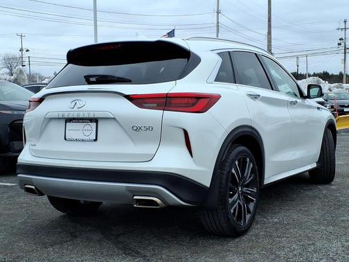 2023 INFINITI QX50 SENSORY