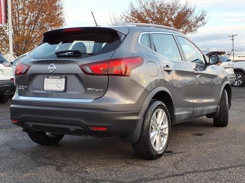 2017 Nissan Rogue Sport SV