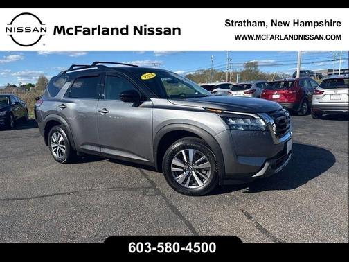 2t Gun Blk Roof 2024 Nissan Pathfinder SL