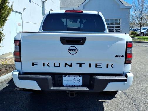 Glacier White 2026 Nissan Frontier SV