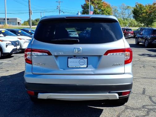 Lunar Silver Metallic 2021 Honda Pilot EX
