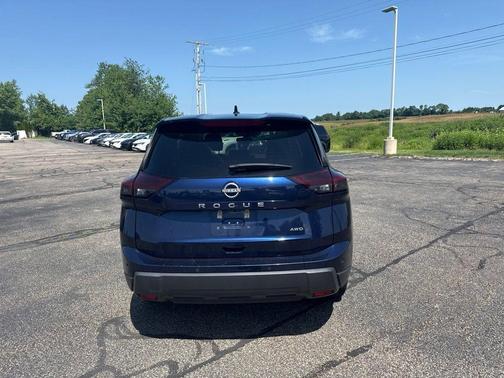 Deep Ocean Blue 2025 Nissan Rogue SV