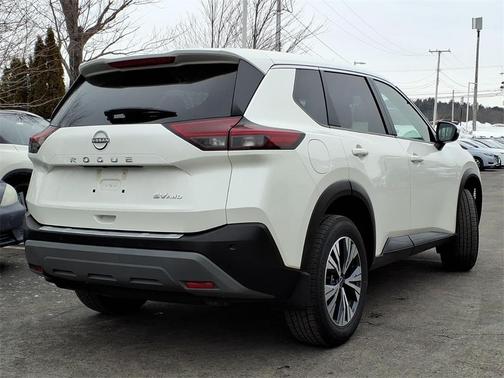 2022 Nissan Rogue SV