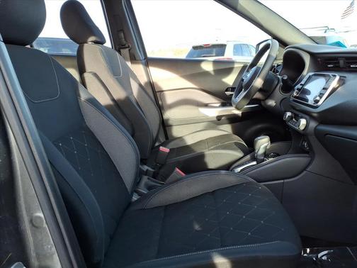 2019 Nissan Kicks SV