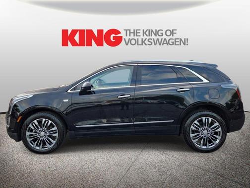 Stellar Black Metallic 2019 Cadillac XT5 Luxury